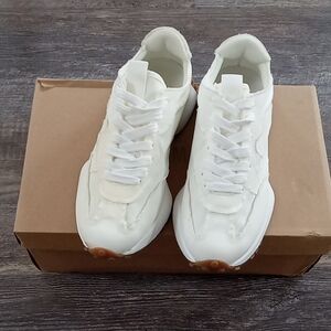Steve Madden Women's Sneakers-LIKE NEW